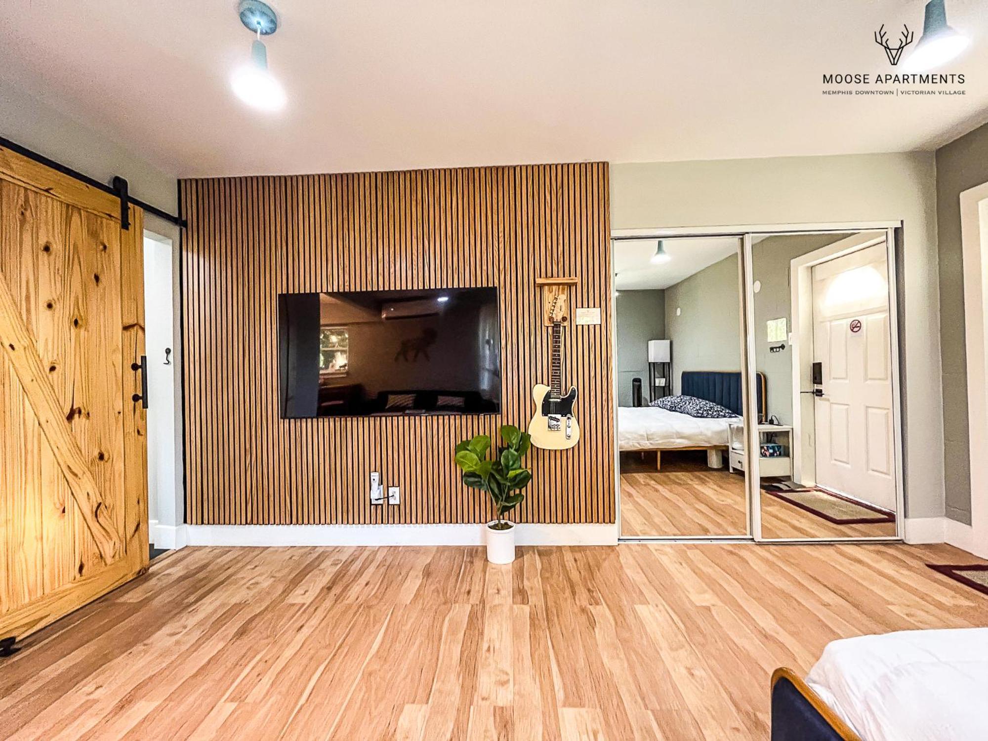 The Moose #7 - Instaworthy Studio With Amazing Views, Free Parking & Heated King Bed Memphis Luaran gambar