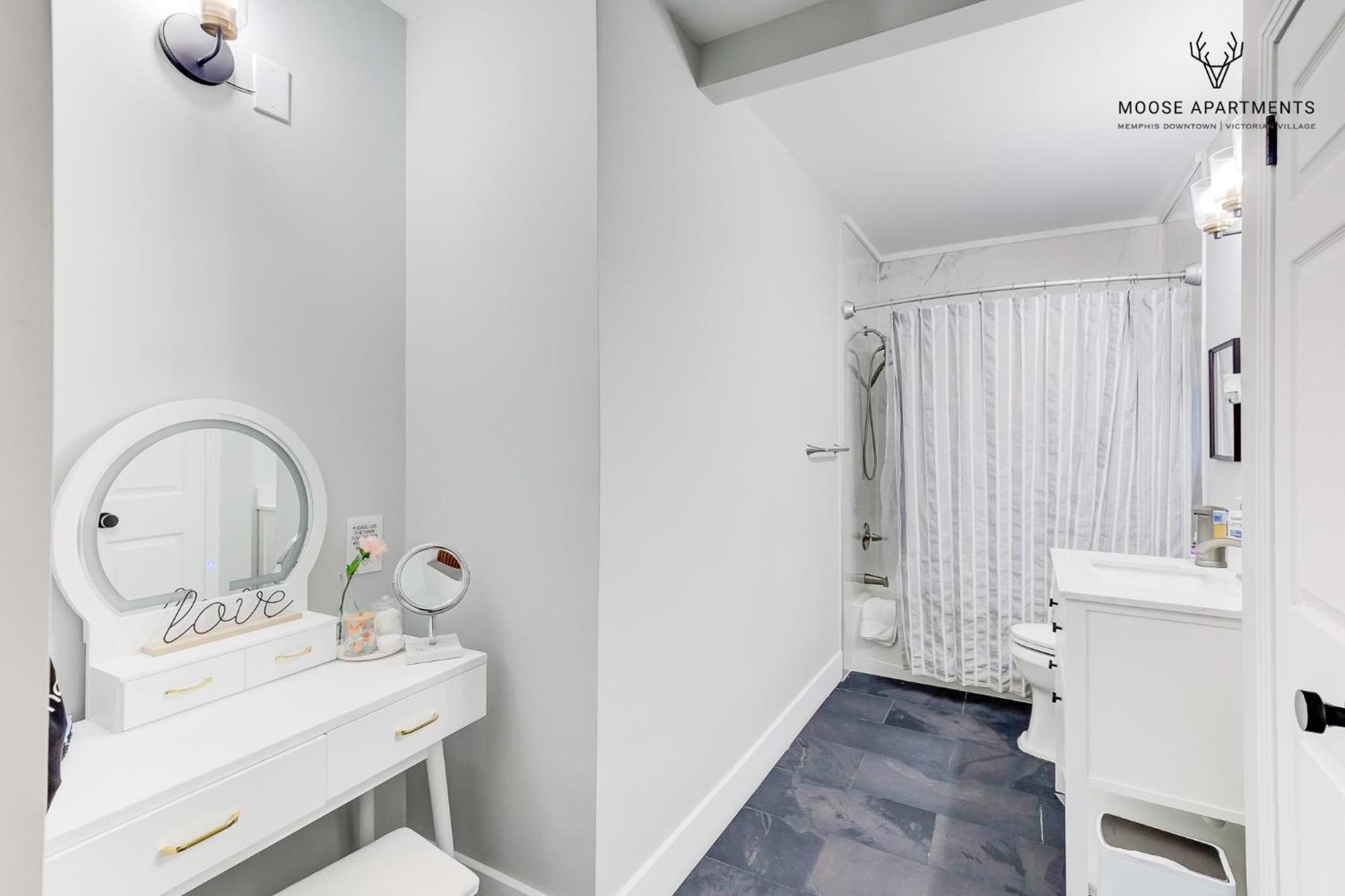 The Moose #7 - Instaworthy Studio With Amazing Views, Free Parking & Heated King Bed Memphis Luaran gambar