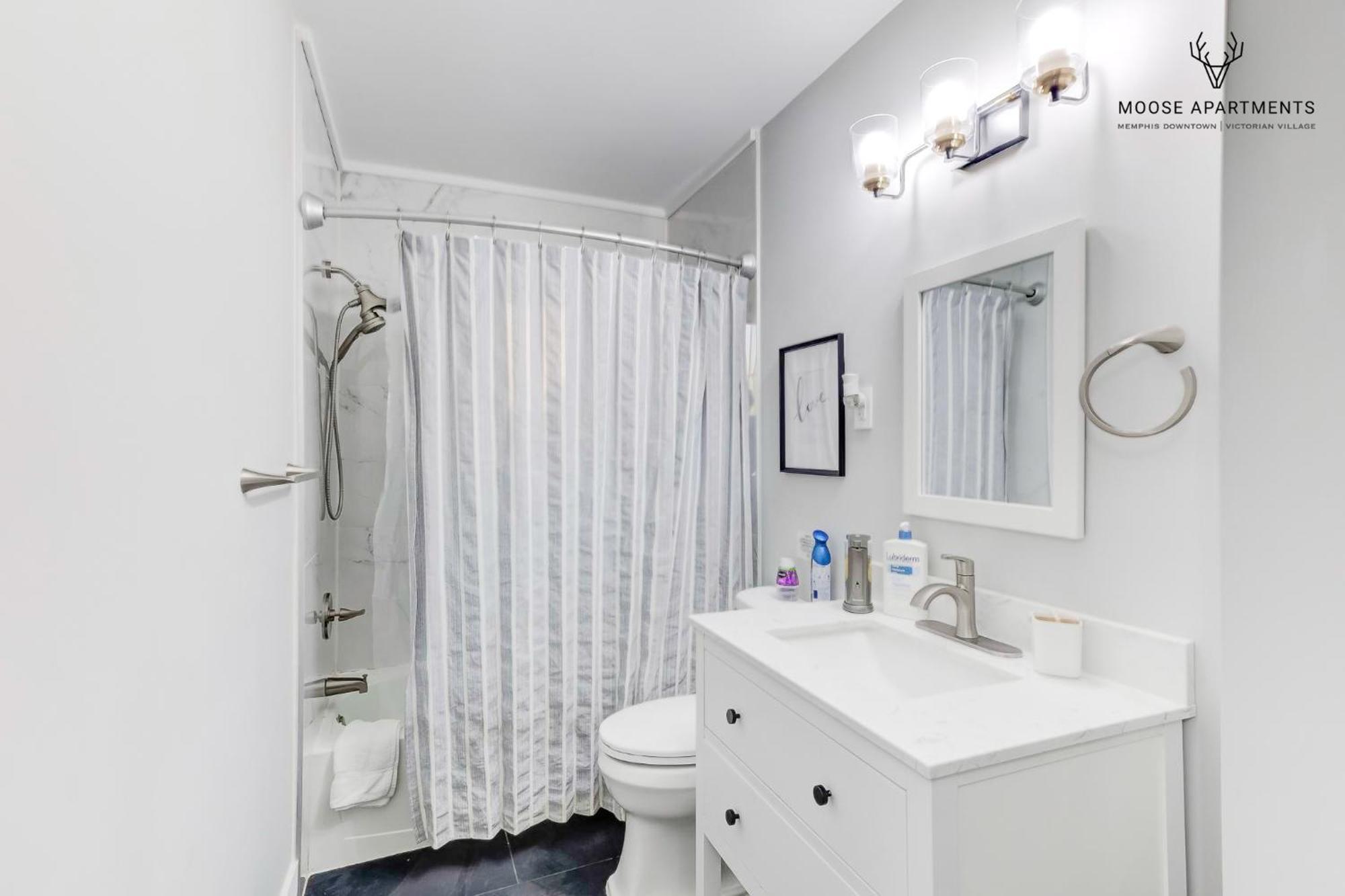 The Moose #7 - Instaworthy Studio With Amazing Views, Free Parking & Heated King Bed Memphis Luaran gambar
